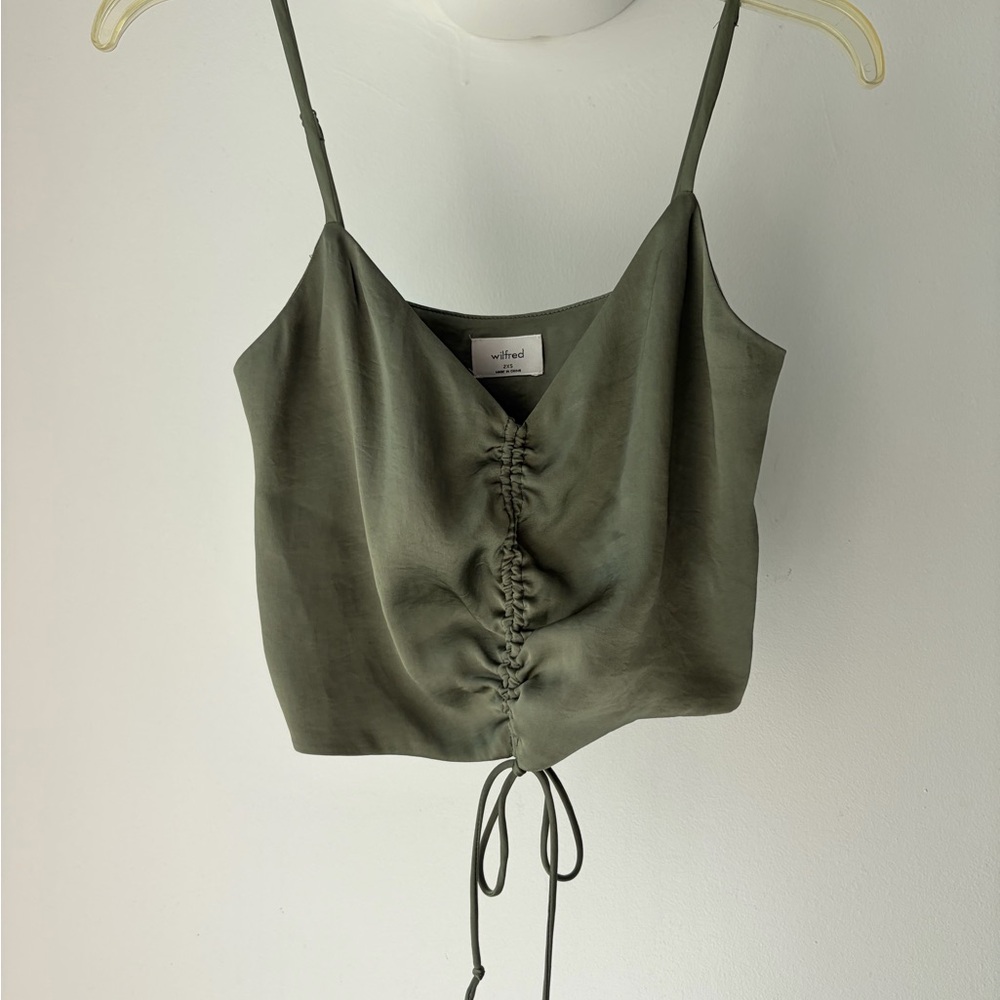 Aritzia Wilfred Satin Top